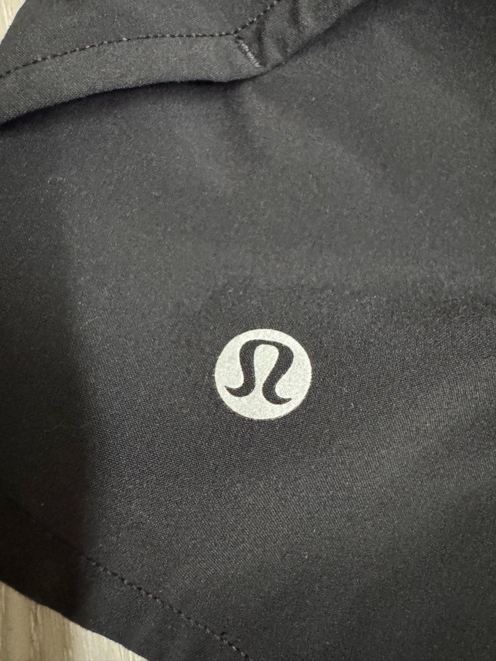 LULULEMON | Black Speed Up High-Rise Running Shorts | Inseam 4” | 2023 | Size 2 - Picture 5 of 10